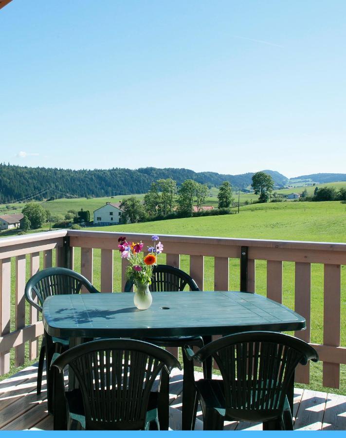 Chalets De Tremontagne 3 Etoiles Nanchez 外观 照片
