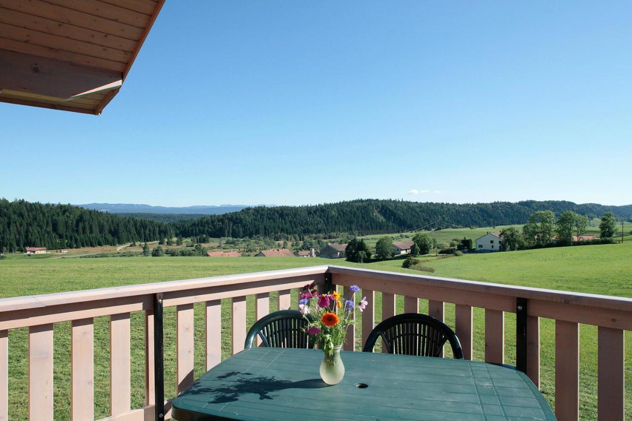 Chalets De Tremontagne 3 Etoiles Nanchez 外观 照片